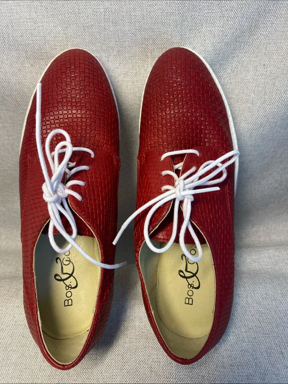 Bos. & Co. Lando Women’s Red Leather Lace-Up Platform Shoes, EU 39.